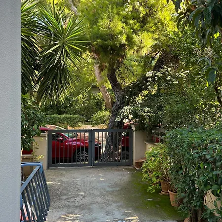 Small Gem Studio Athens, Next To Metro Nomismatokopeio Extérieur photo