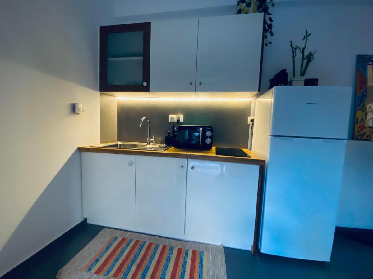 Apartamento Small Gem Athens, Next To Metro Nomismatokopeio Atenas