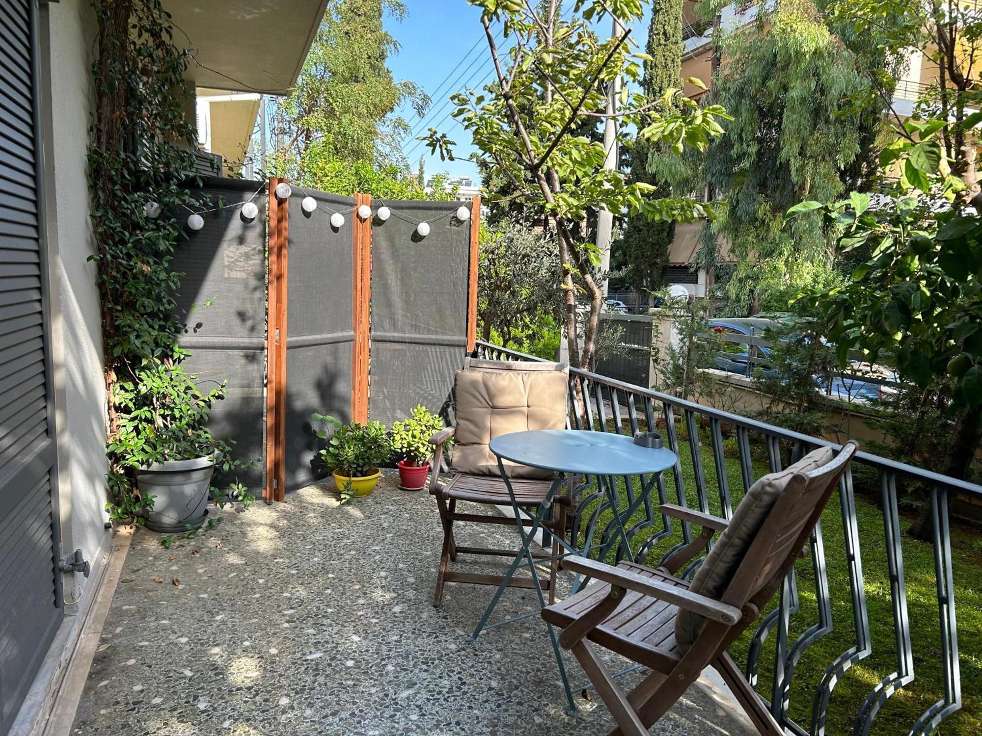 Apartamento Small Gem Athens, Next To Metro Nomismatokopeio *